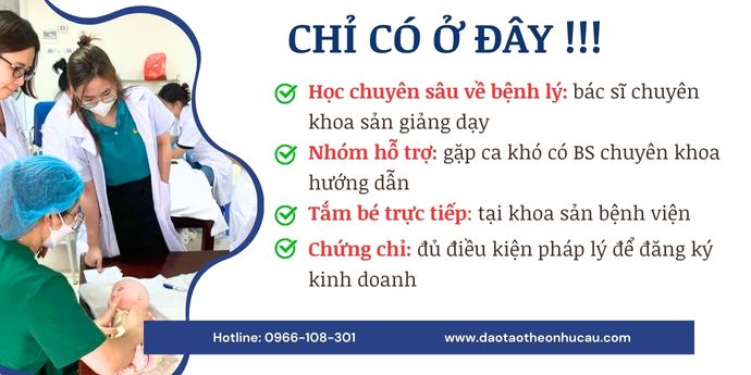 Khóa học tắm bé và chăm sóc mẹ sau sinh