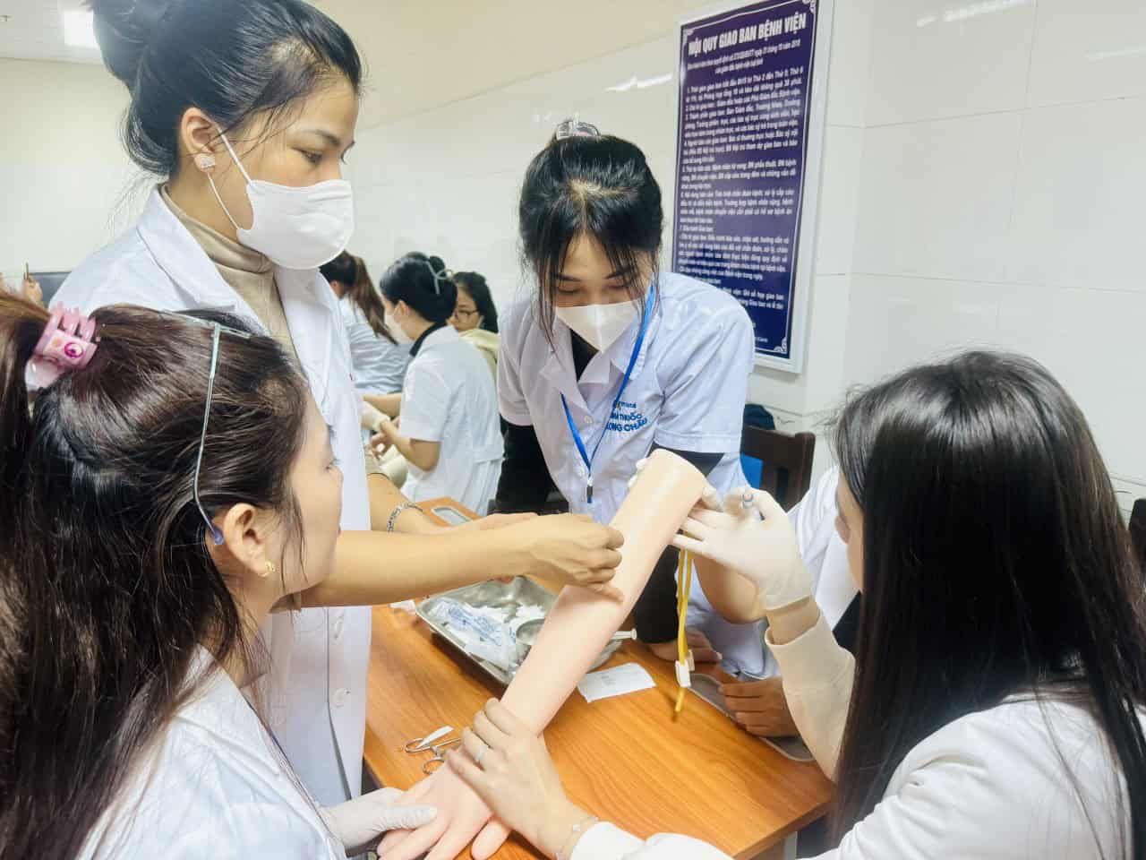 Học thực hành môn điều dưỡng