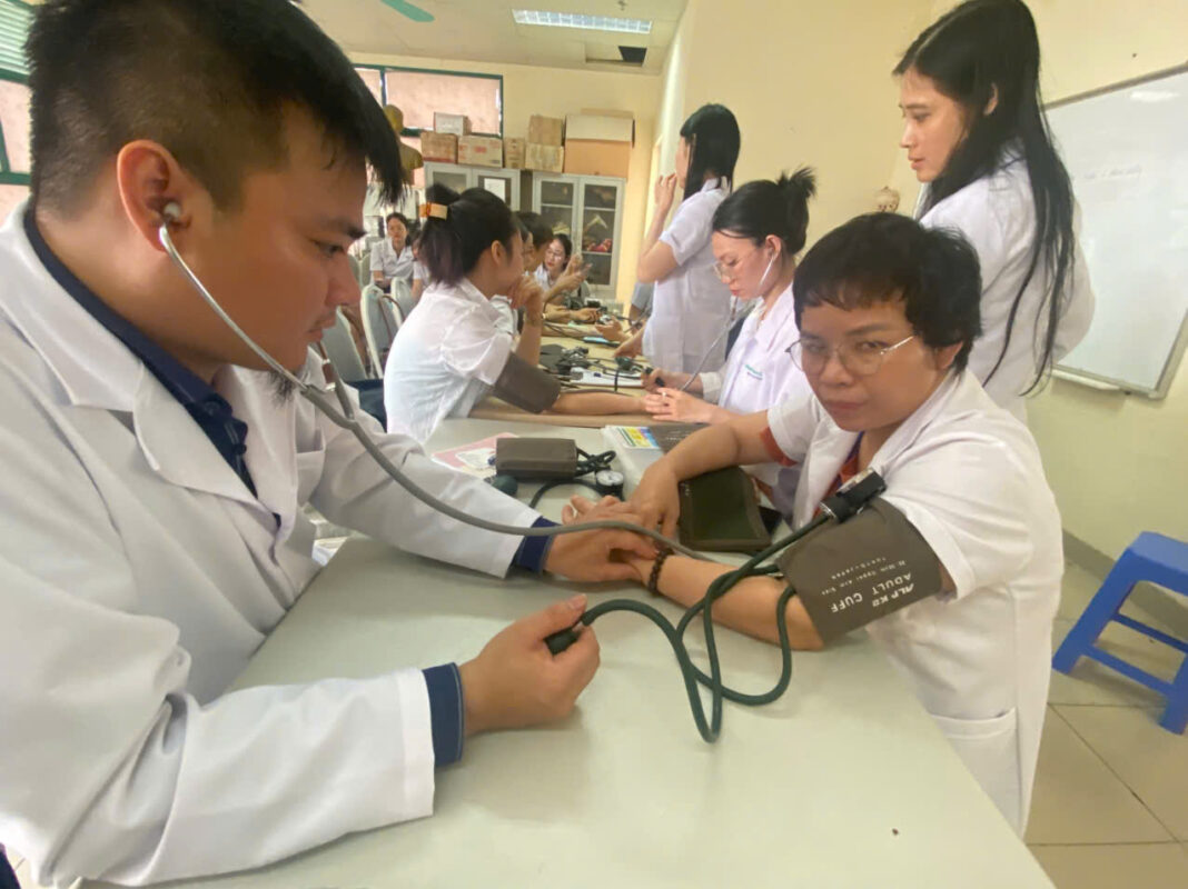 Đo dấu hiệu sinh tồn