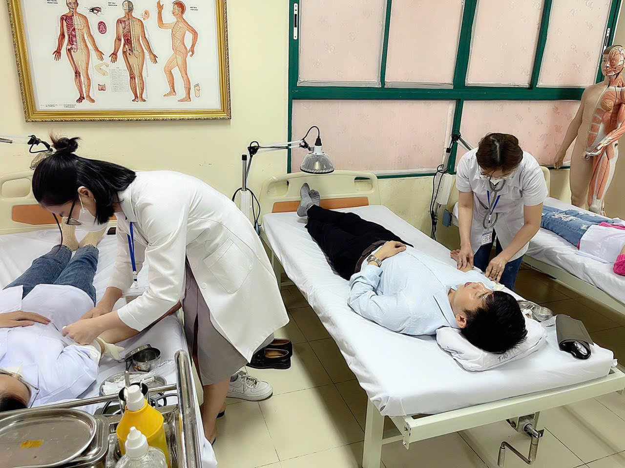 Học massage trị liệu ở Hà Nội ở đâu uy tín