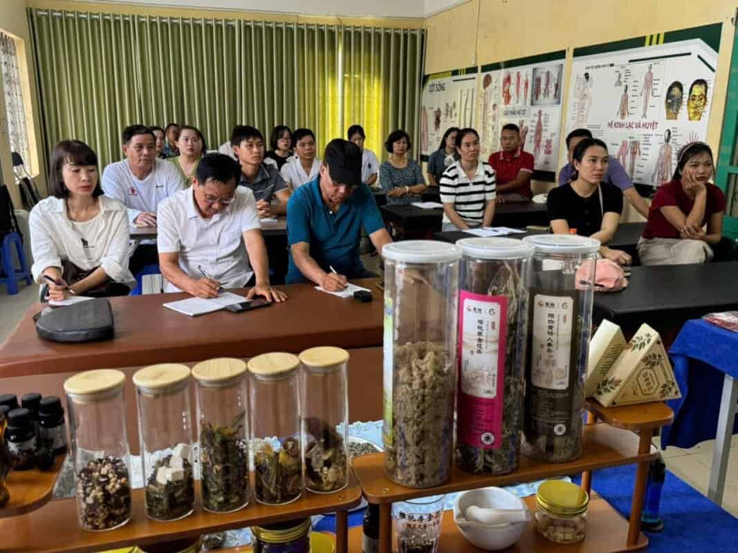 Thực hành trà dược liệu
