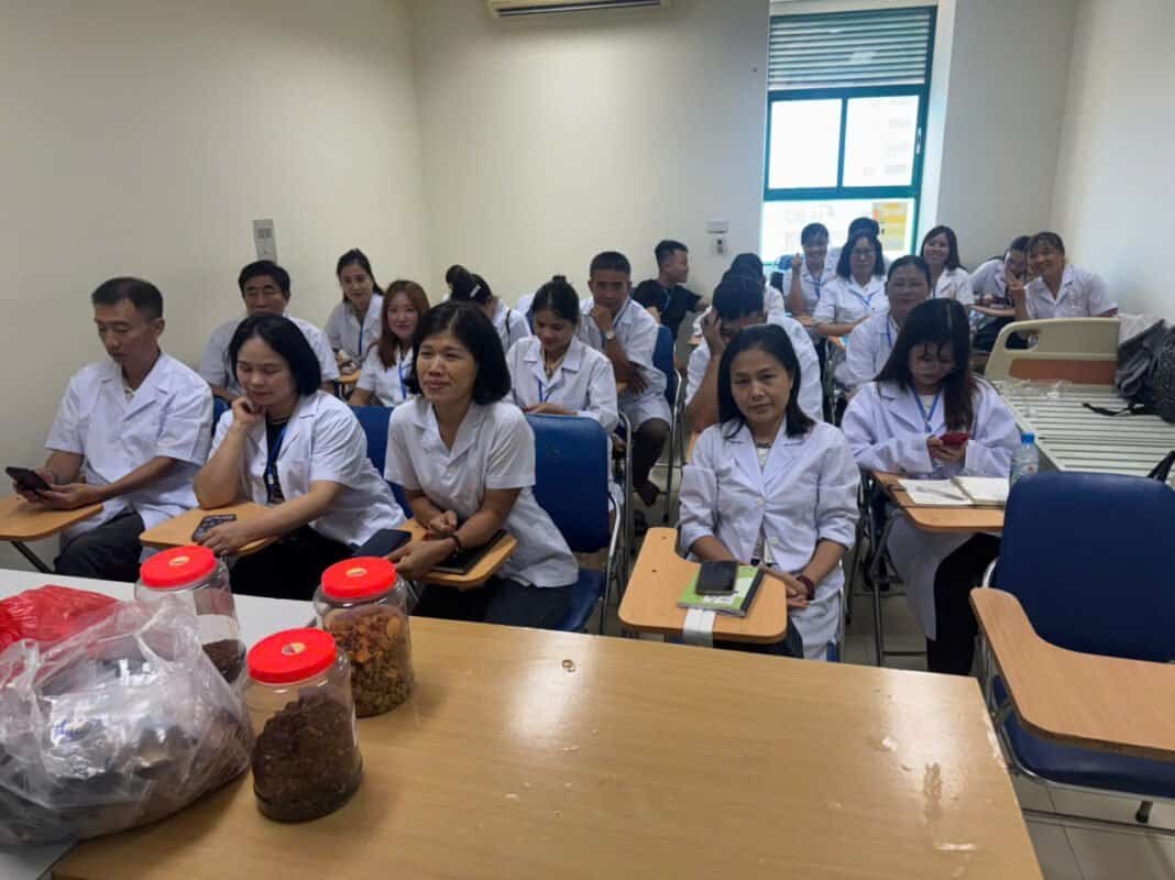 kinh doanh trà thảo dược