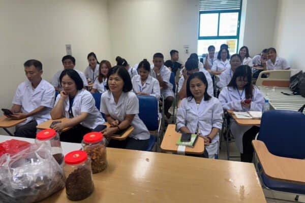 kinh doanh trà thảo dược